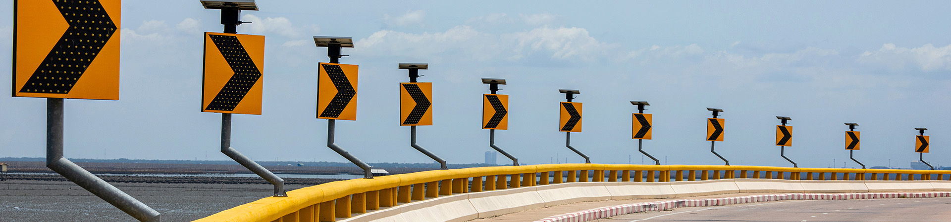 Навигационные системы и указатели Навигационные системы и указатели