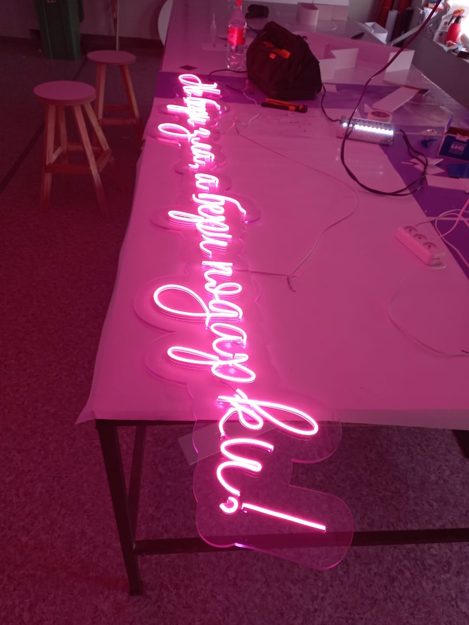 Вывески (наружные, интерьерные) Вывески (наружные, интерьерные)