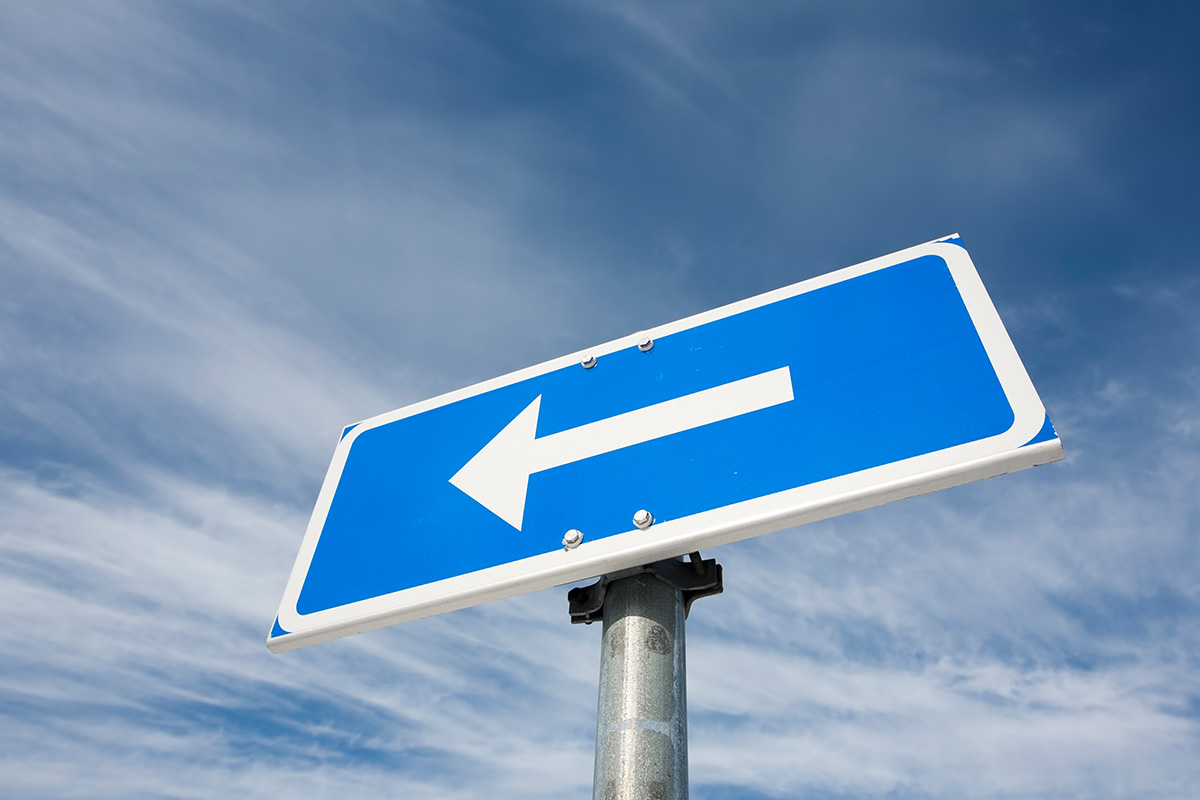 Навигационные системы и указатели Навигационные системы и указатели